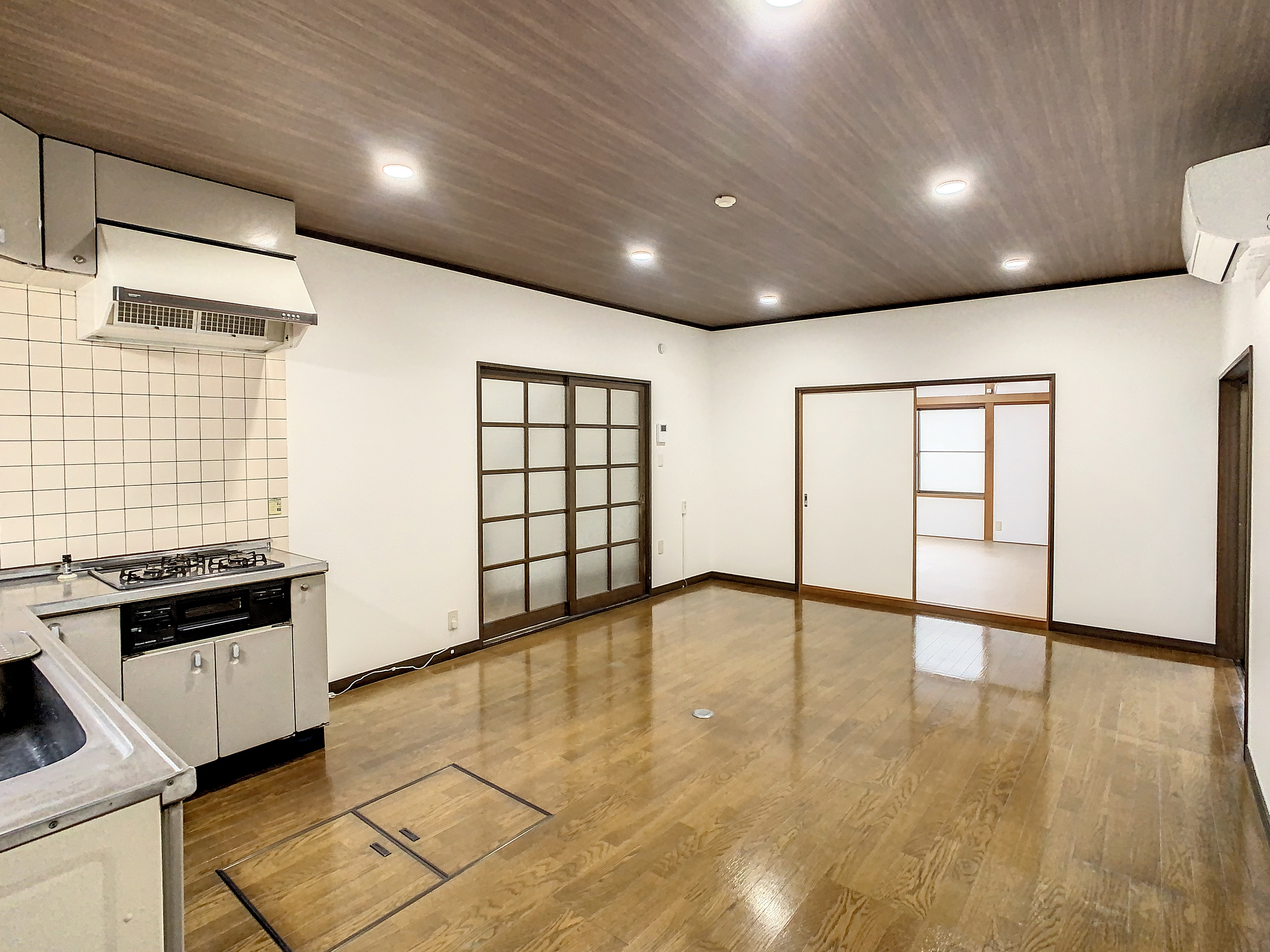 湖山町北1丁目582借家