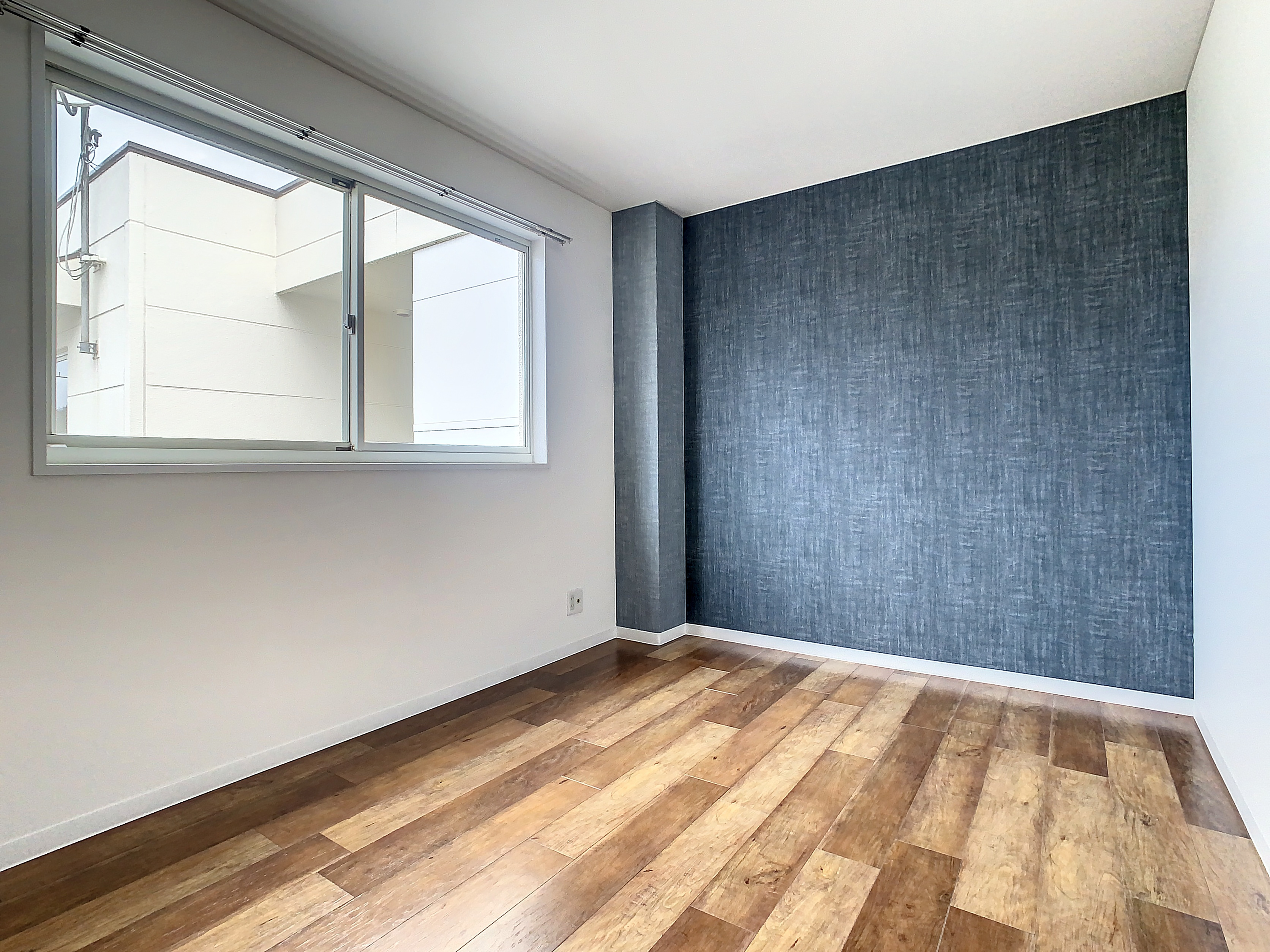 ハイツいせきD棟の洋室