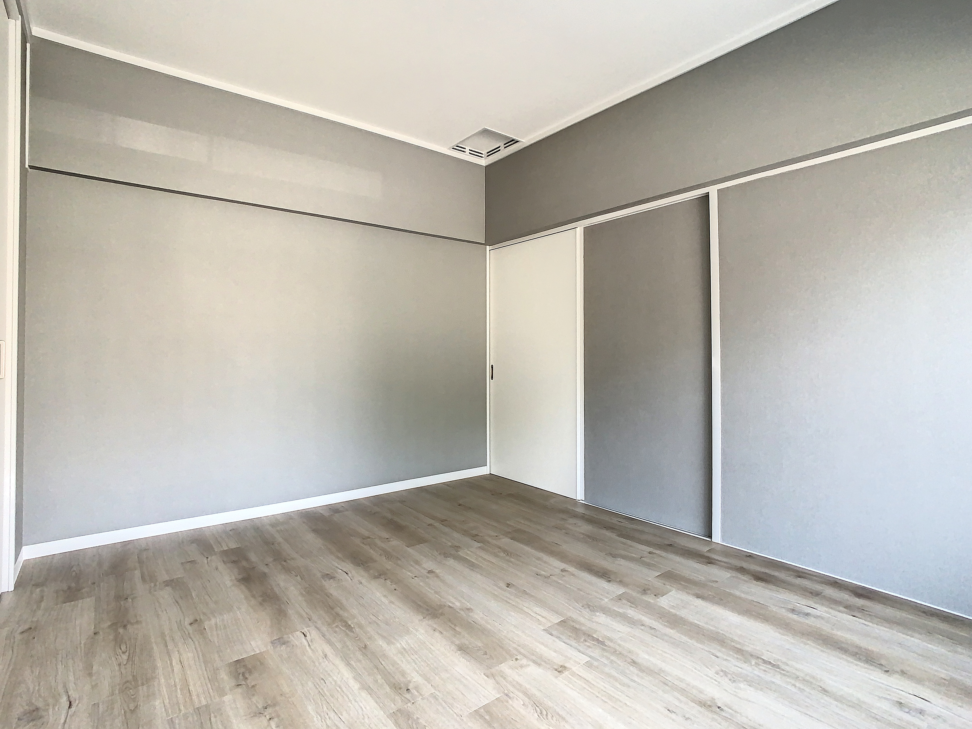 メゾンセントの洋室