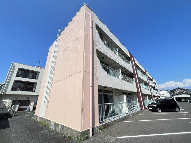 ロイヤルマンションの外観