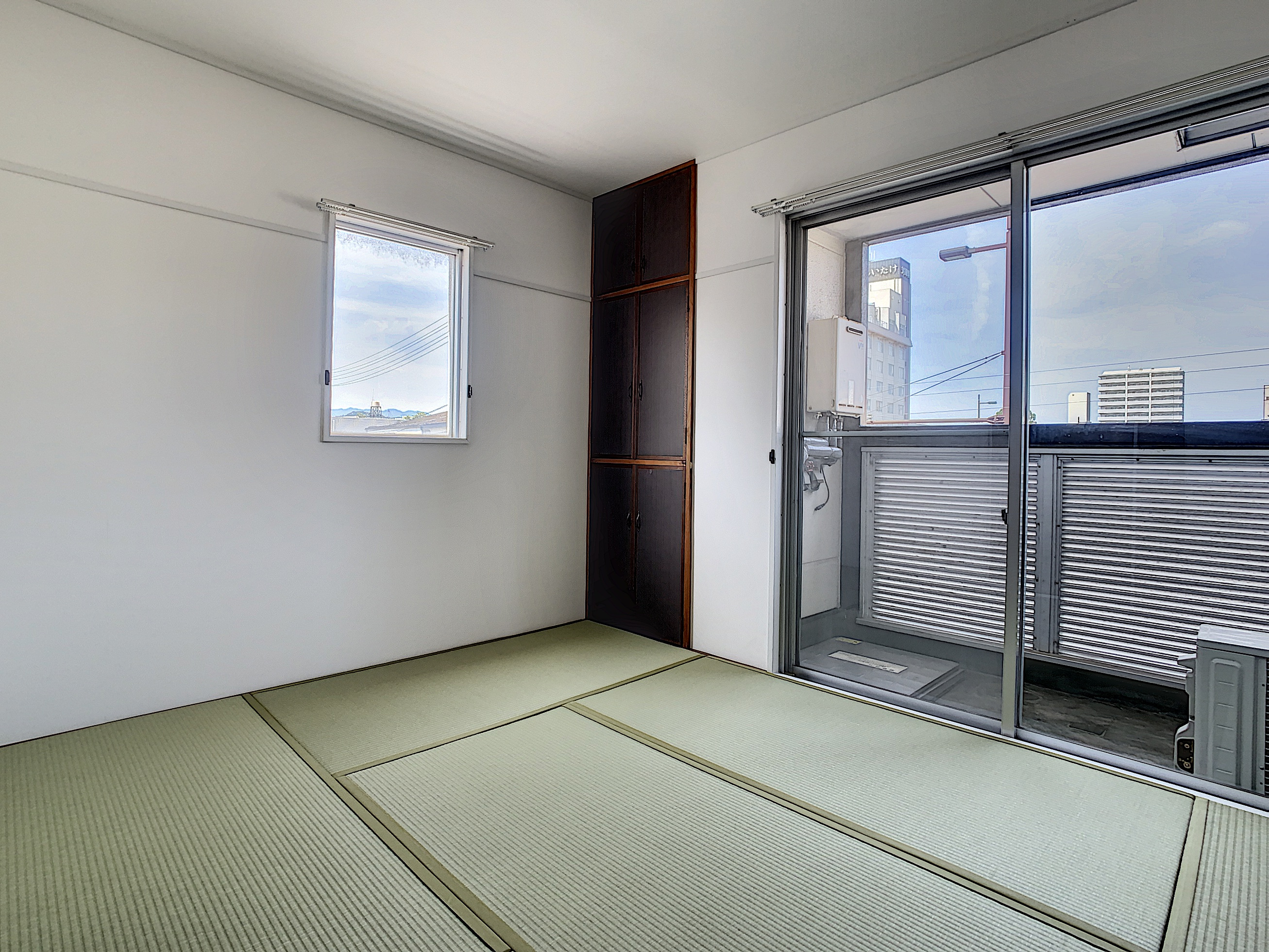 メゾンミヨシの居間・リビング