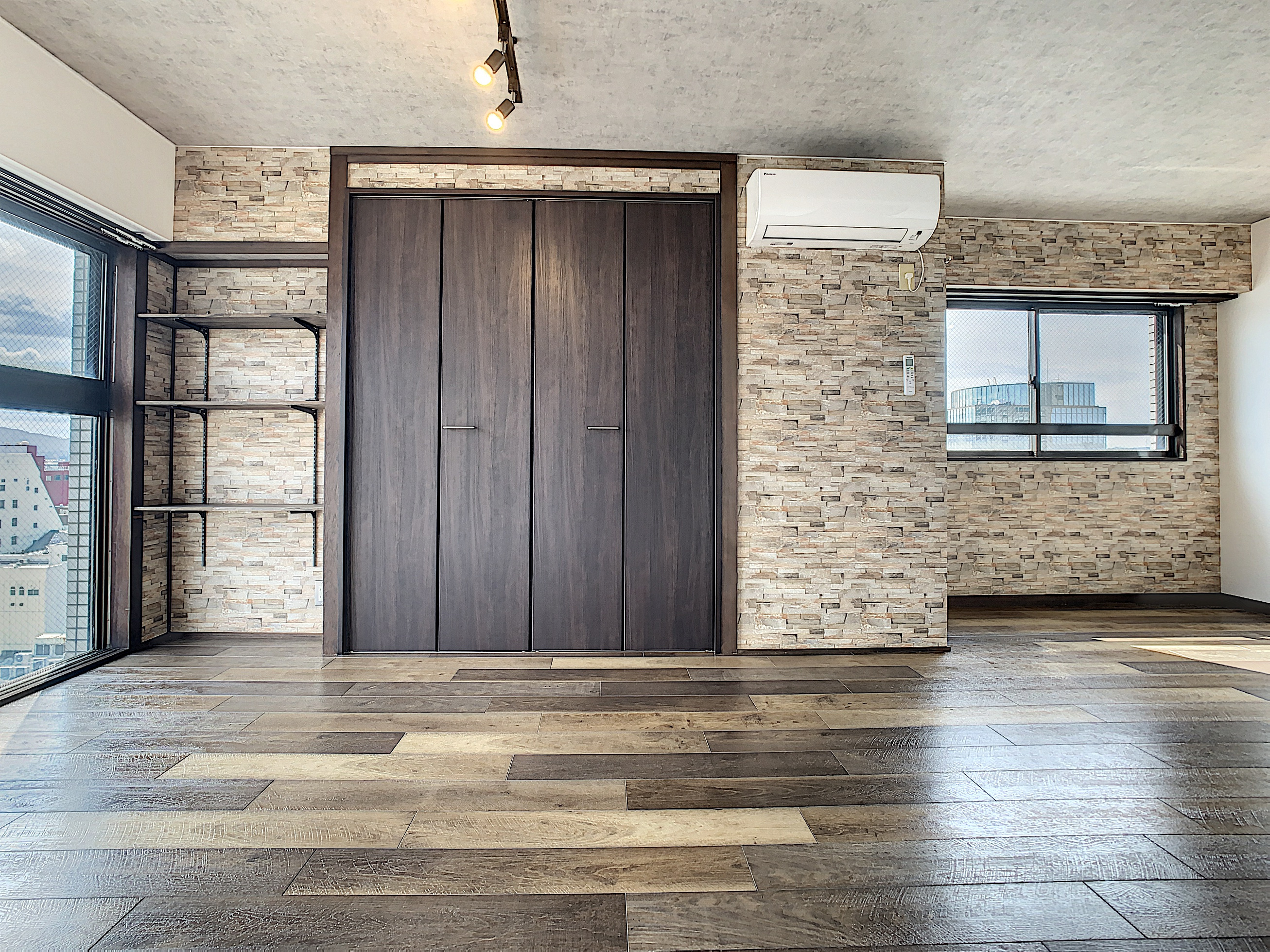 グランドール若桜の洋室