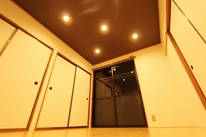 プラティア板谷