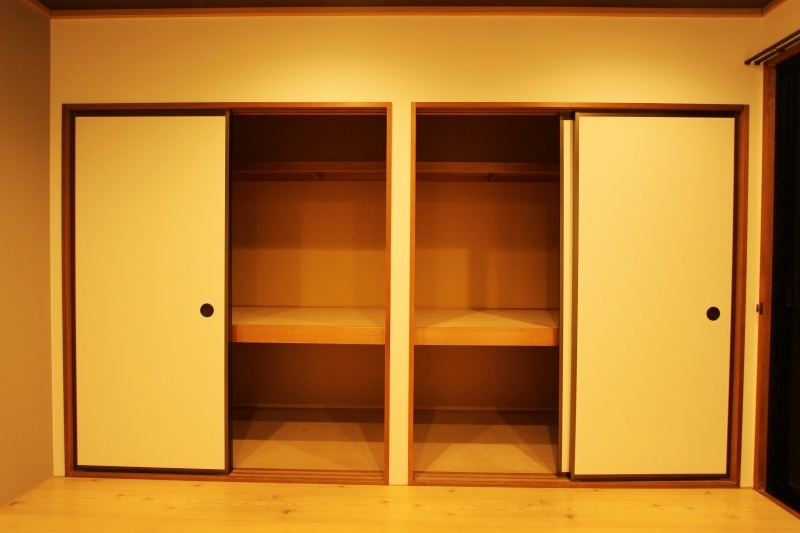 プラティア板谷