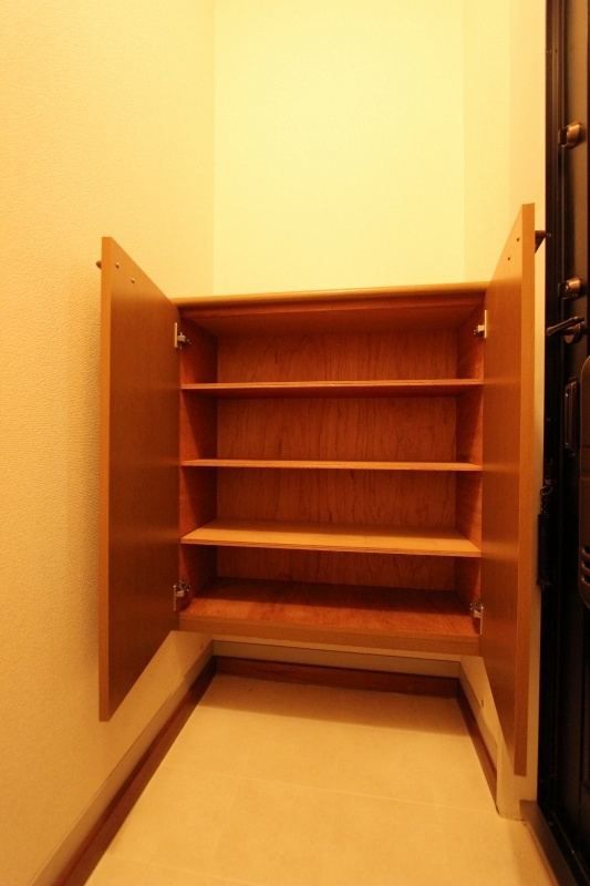 プラティア板谷