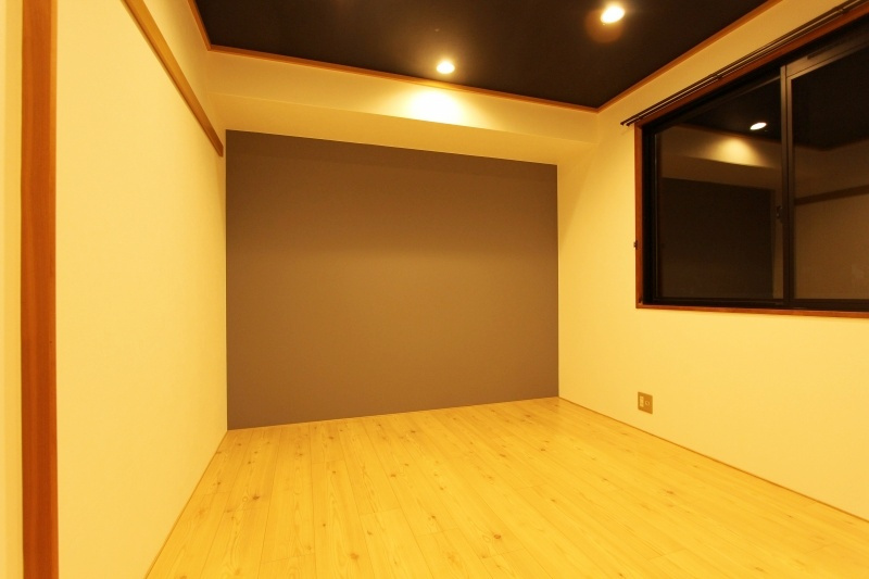 プラティア板谷