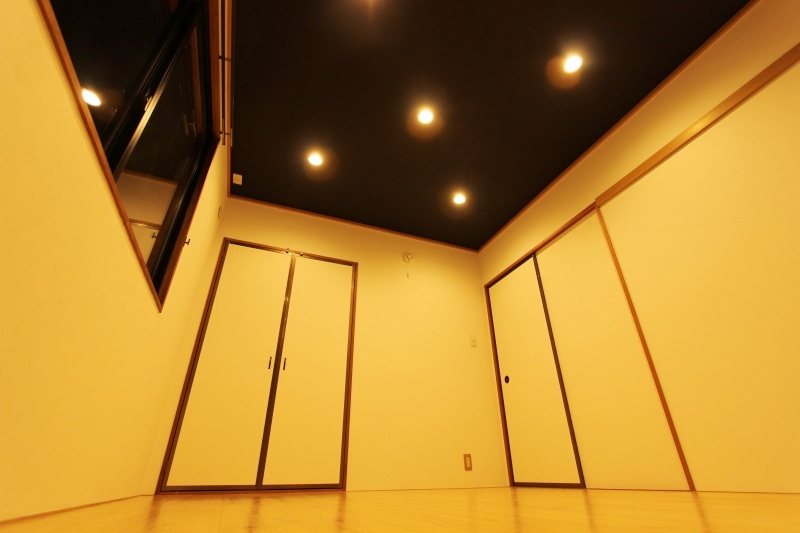 プラティア板谷