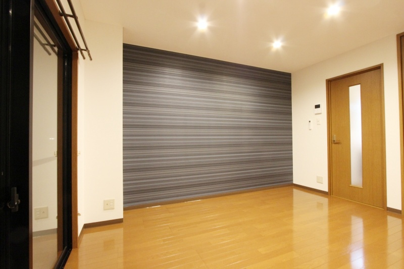 ハイツ・サンシャイン