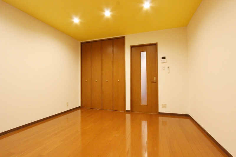 ハイツ・サンシャイン