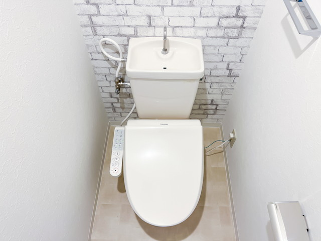 ファミール道後姫塚