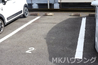 【駐車場】 | 駐車場があるので、車を買う予定の方も安心です