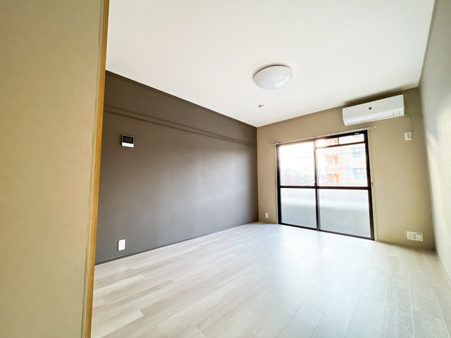 アルト紅葉町 A棟