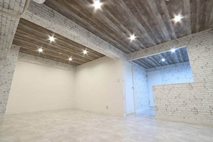 ファミール道後姫塚