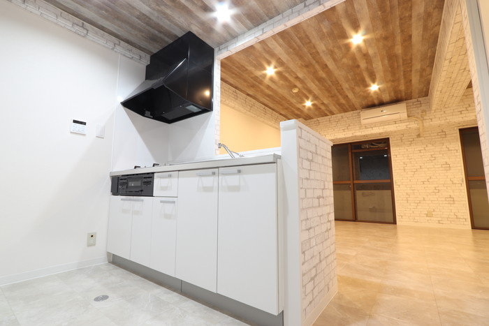 ファミール道後姫塚