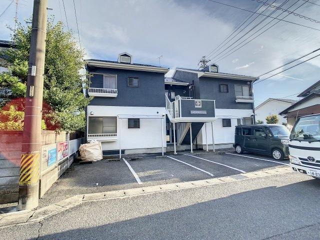 コスモ90の駐車場