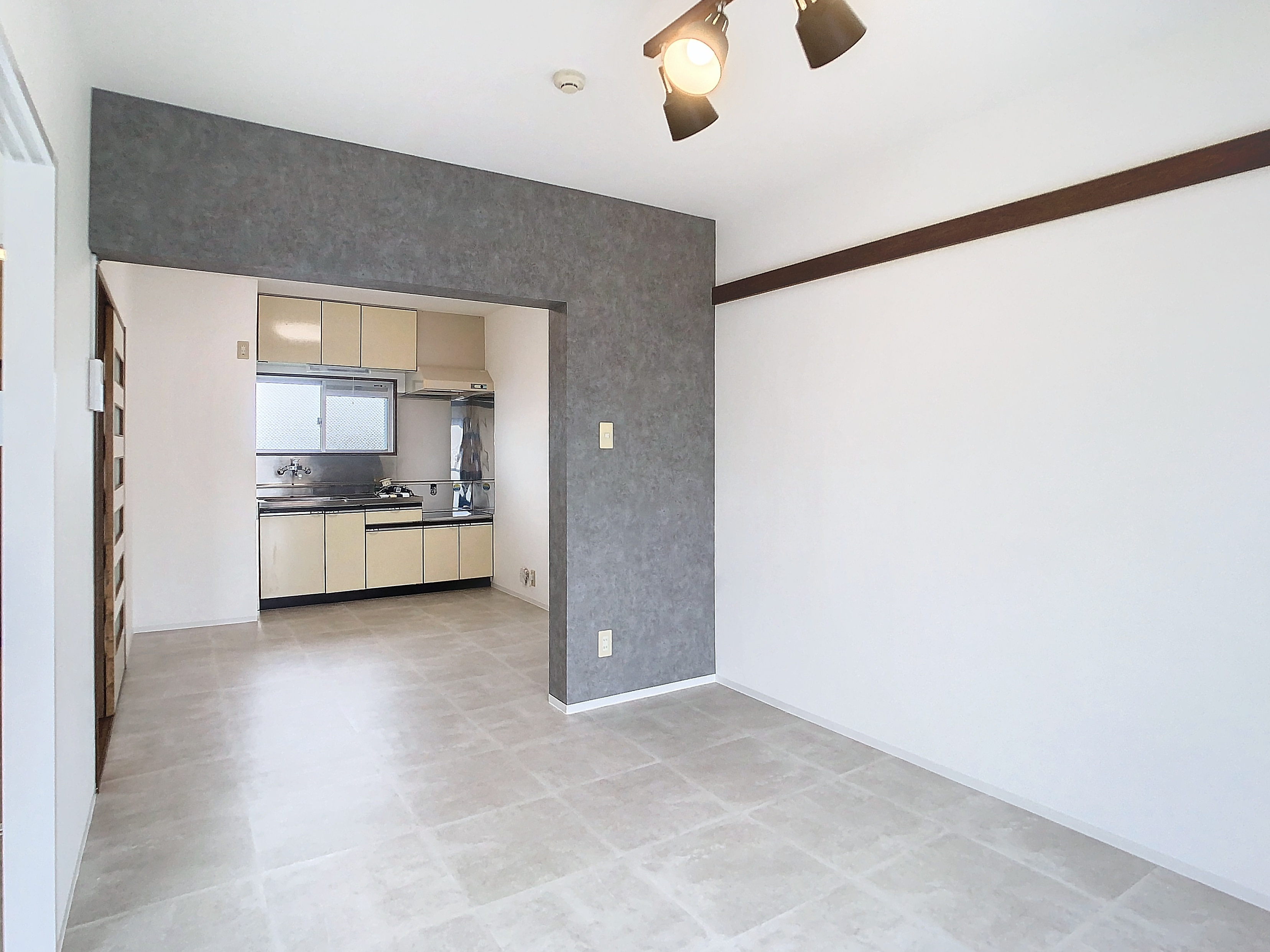 浜松市中央区高丘東４丁目の賃貸マンション