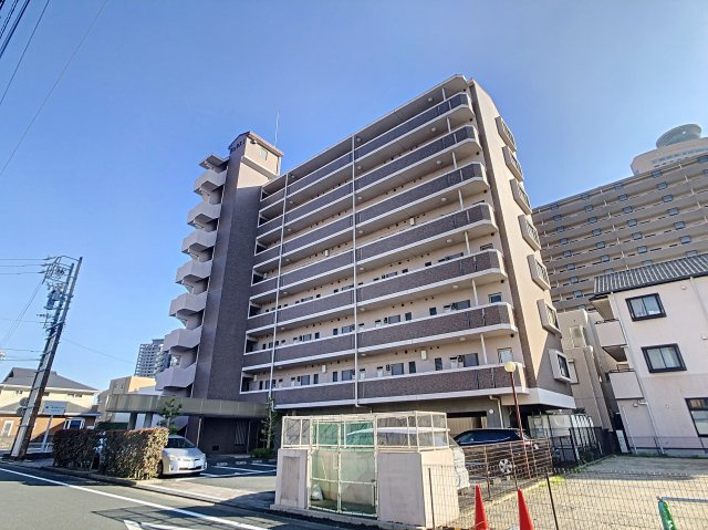 エストメンツ中央の外観