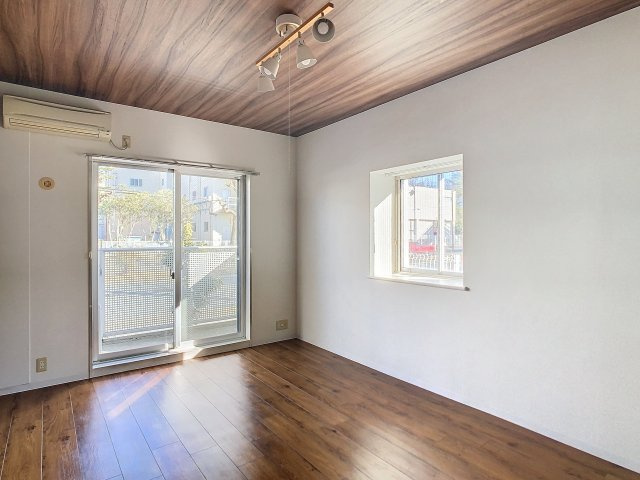 ブライトメッカの居間・リビング|ゆったり過ごせるリビングです