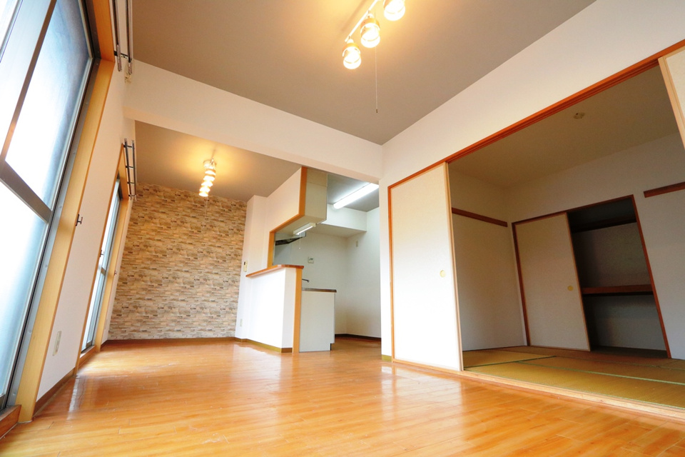 浜松市中区中島３丁目の賃貸マンション