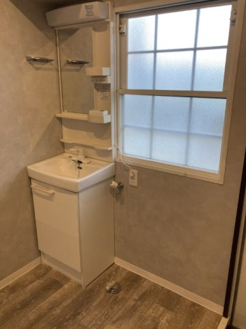 ノーブルセントレアの独立洗面台