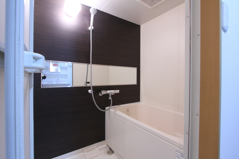 M・ポラール103の浴室