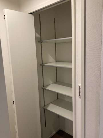 コーポロータスB棟の収納