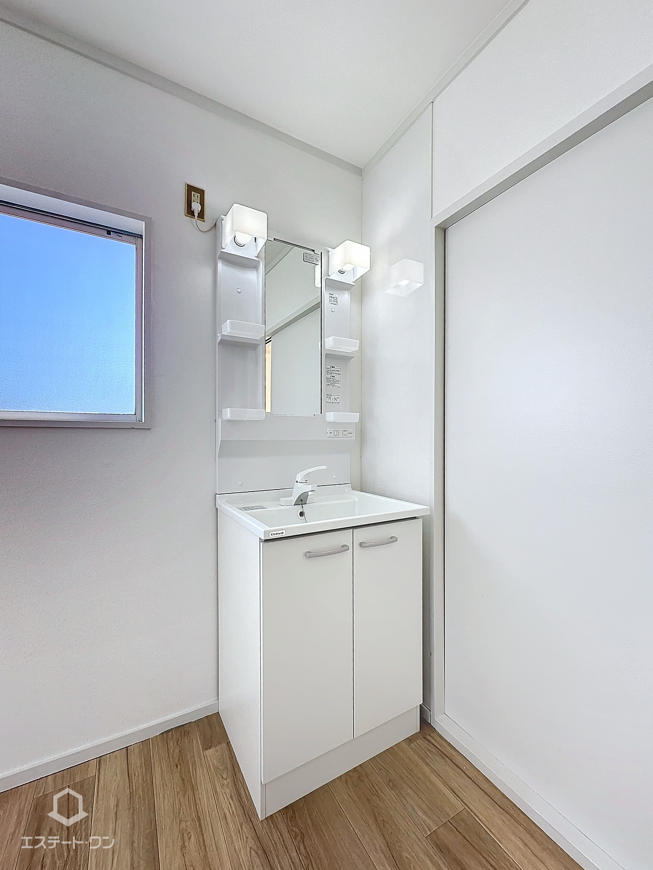 花梨ハイツの独立洗面台