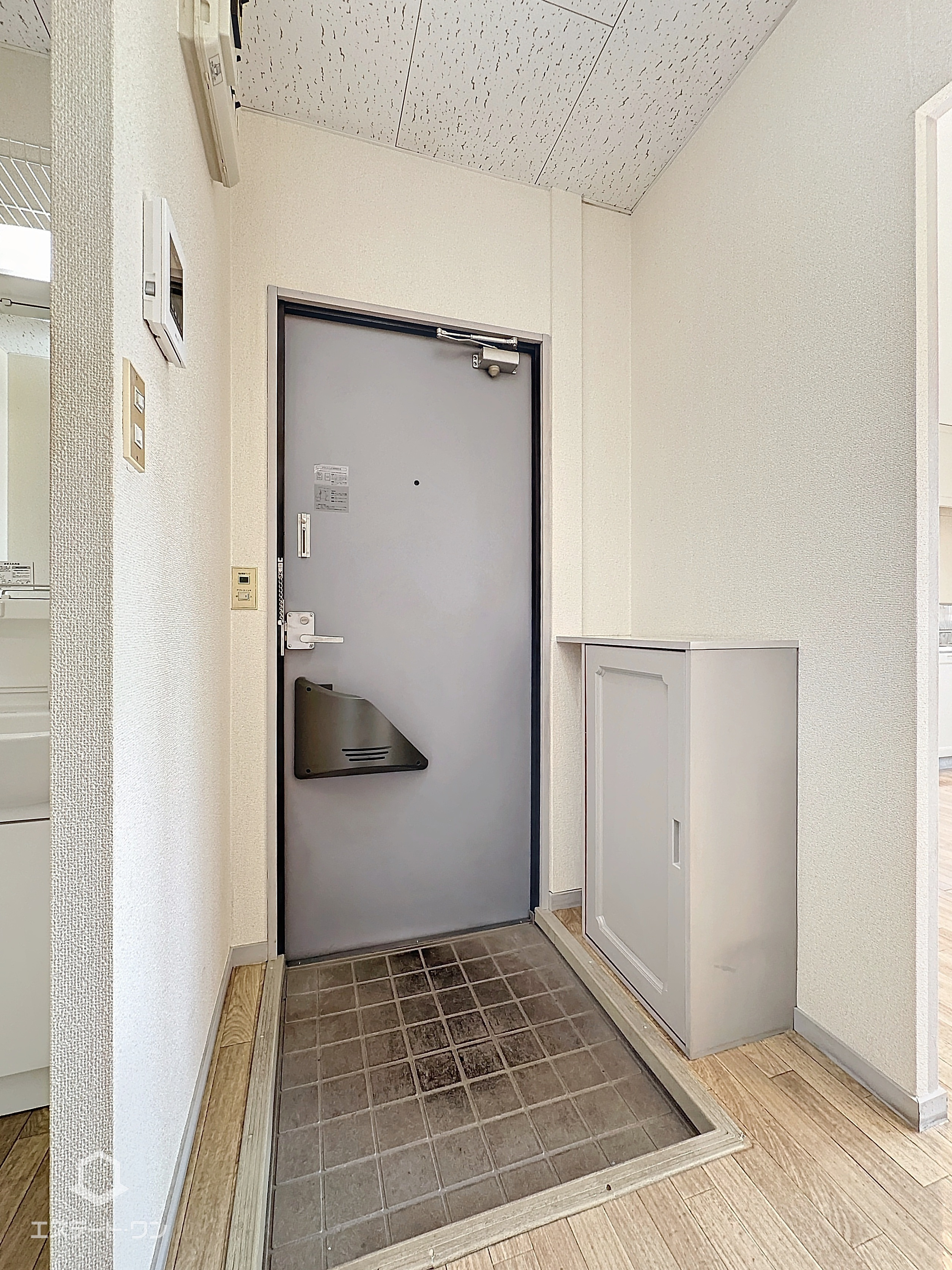 パナハイツわたらせの玄関|シューズボックス付きの玄関☆