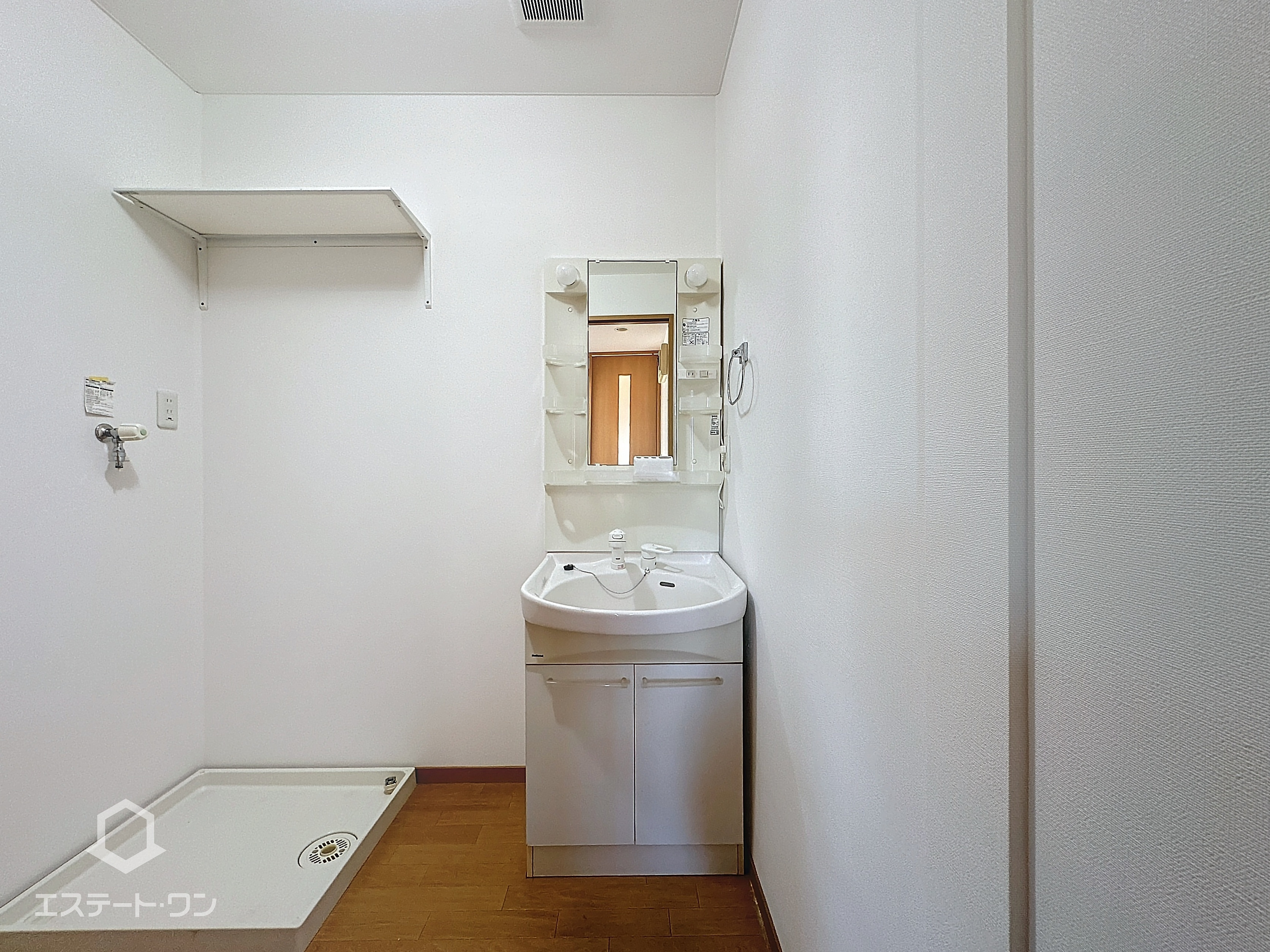 ソレイユBの独立洗面台