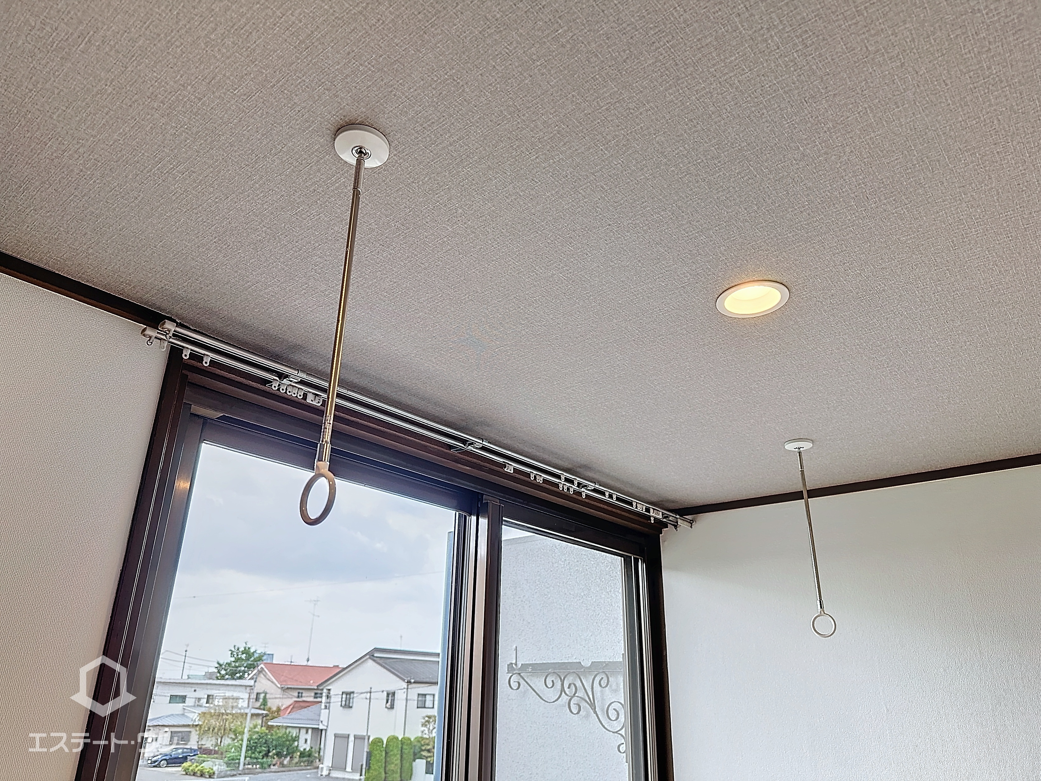 マリオンハイツⅠの設備|物干し金具付きで部屋干しOK