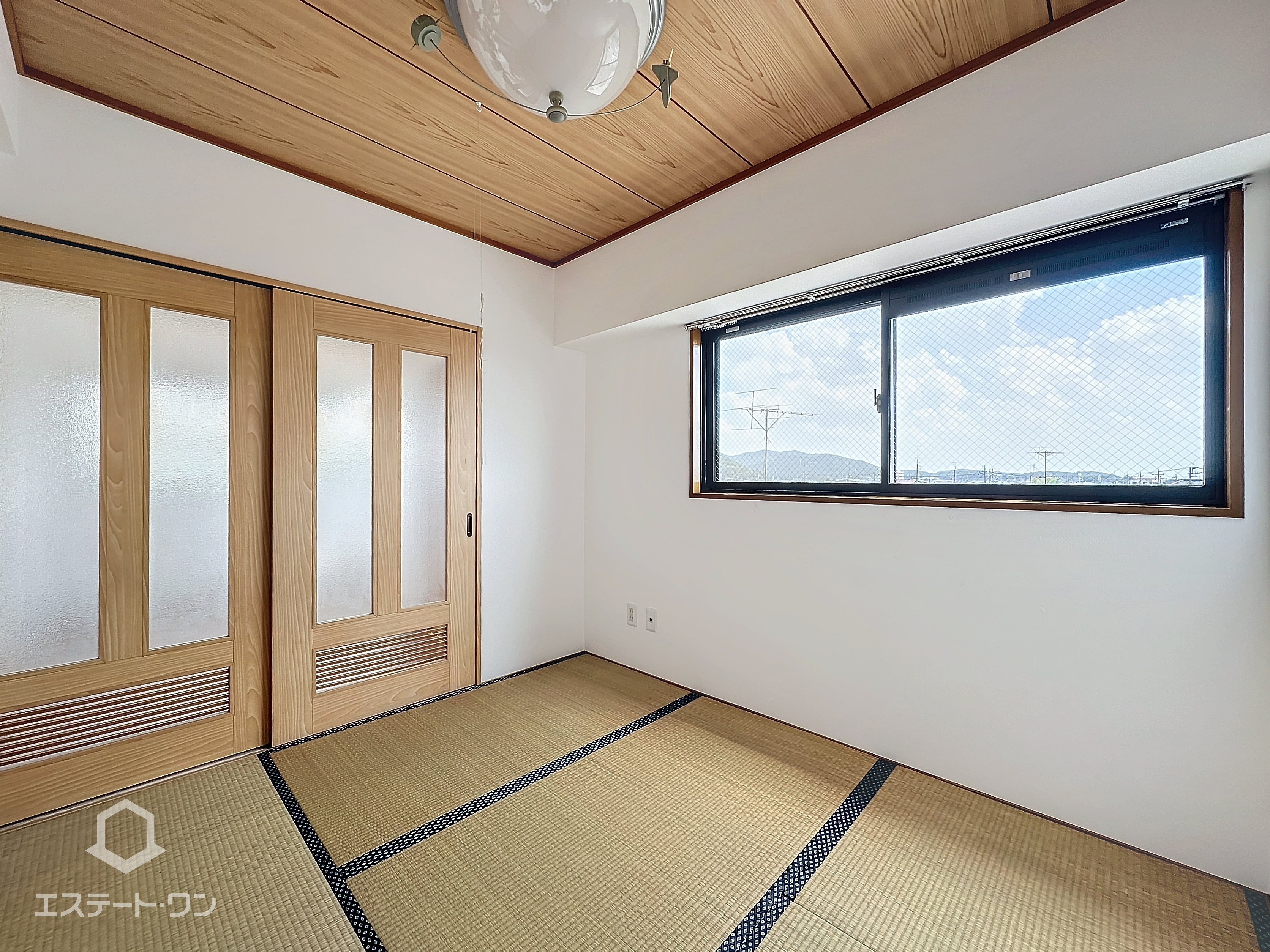 ロイヤルクレストの和室|明るい和室です