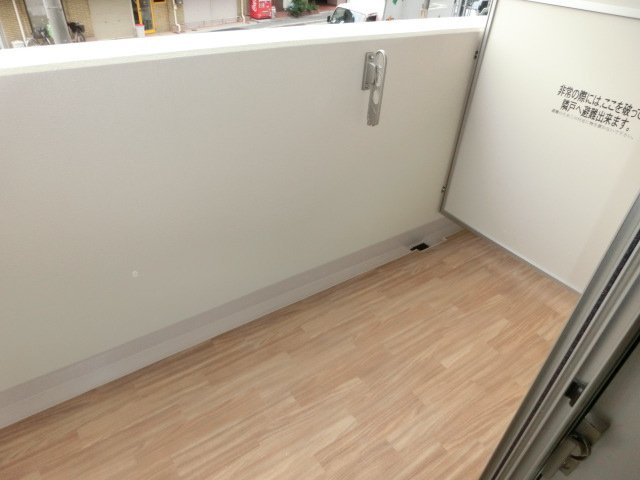 レオンコンフォート新大阪ウインズのバルコニー