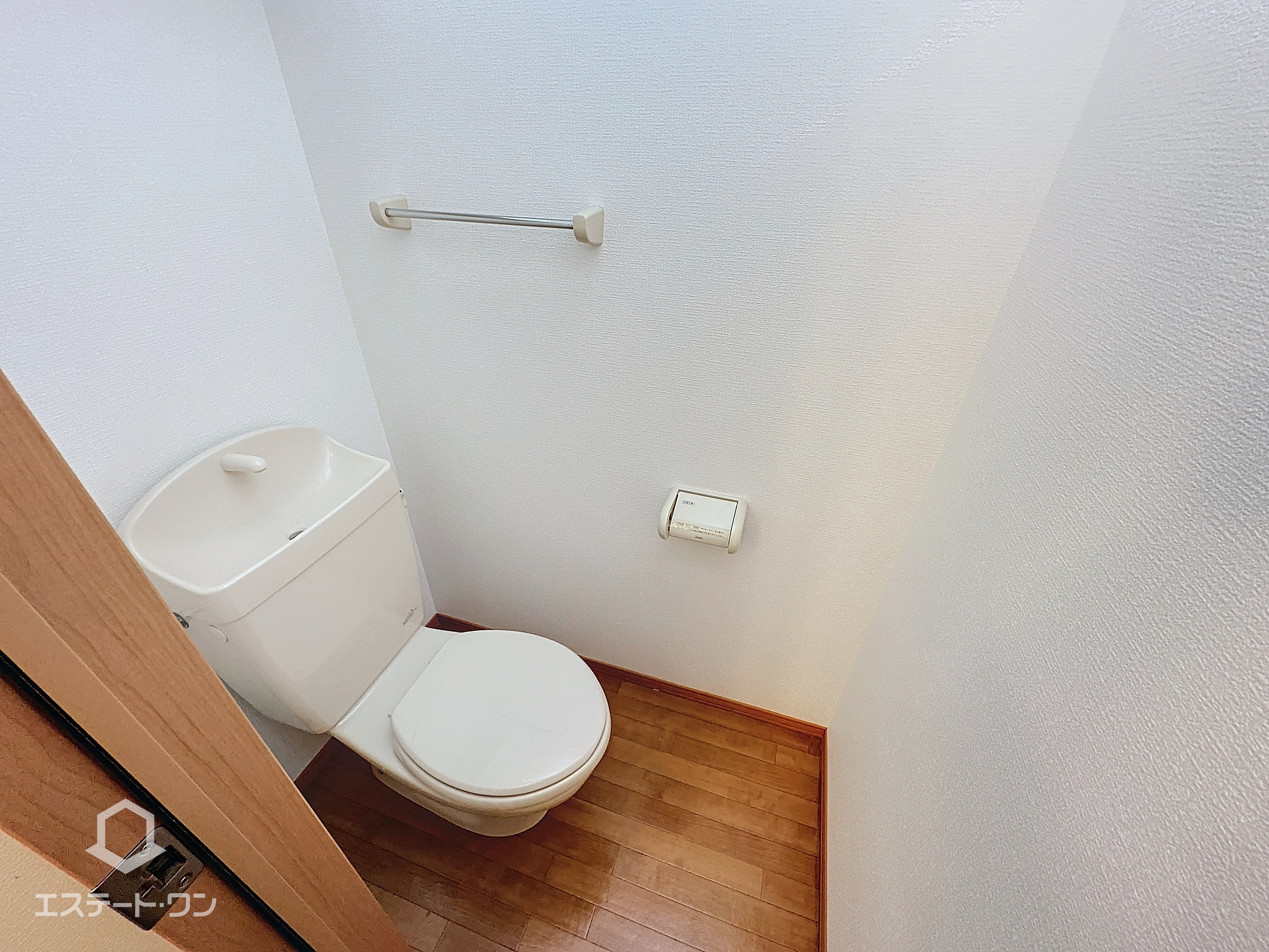 ルミエールⅡのトイレ|シンプルで使いやすいトイレです