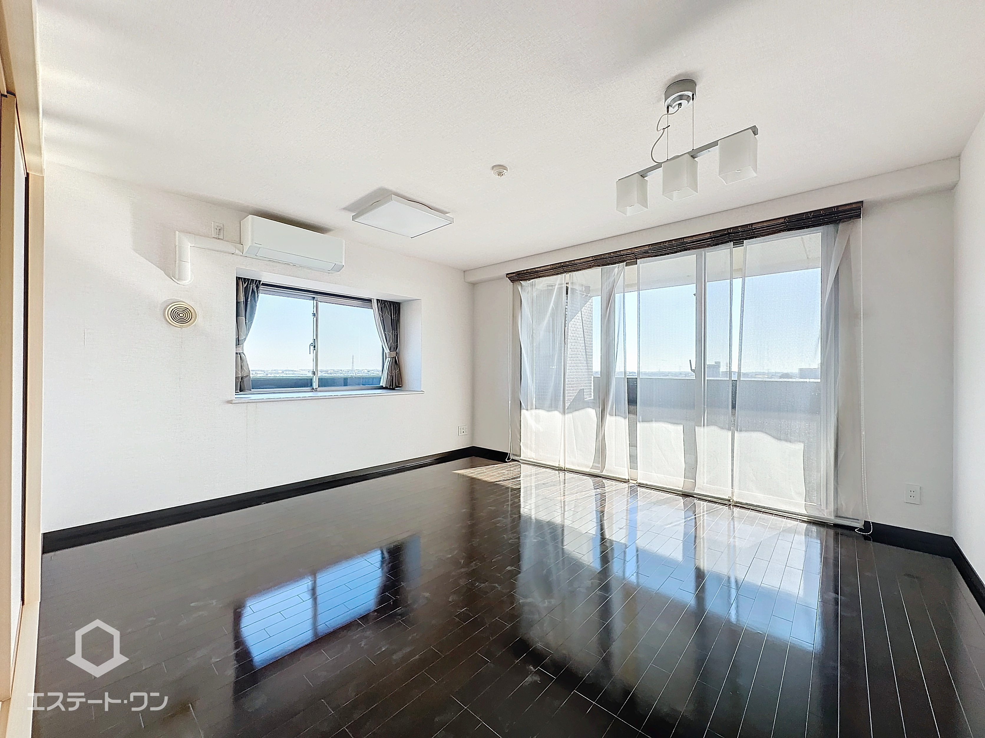 シーズガーデン足利の洋室