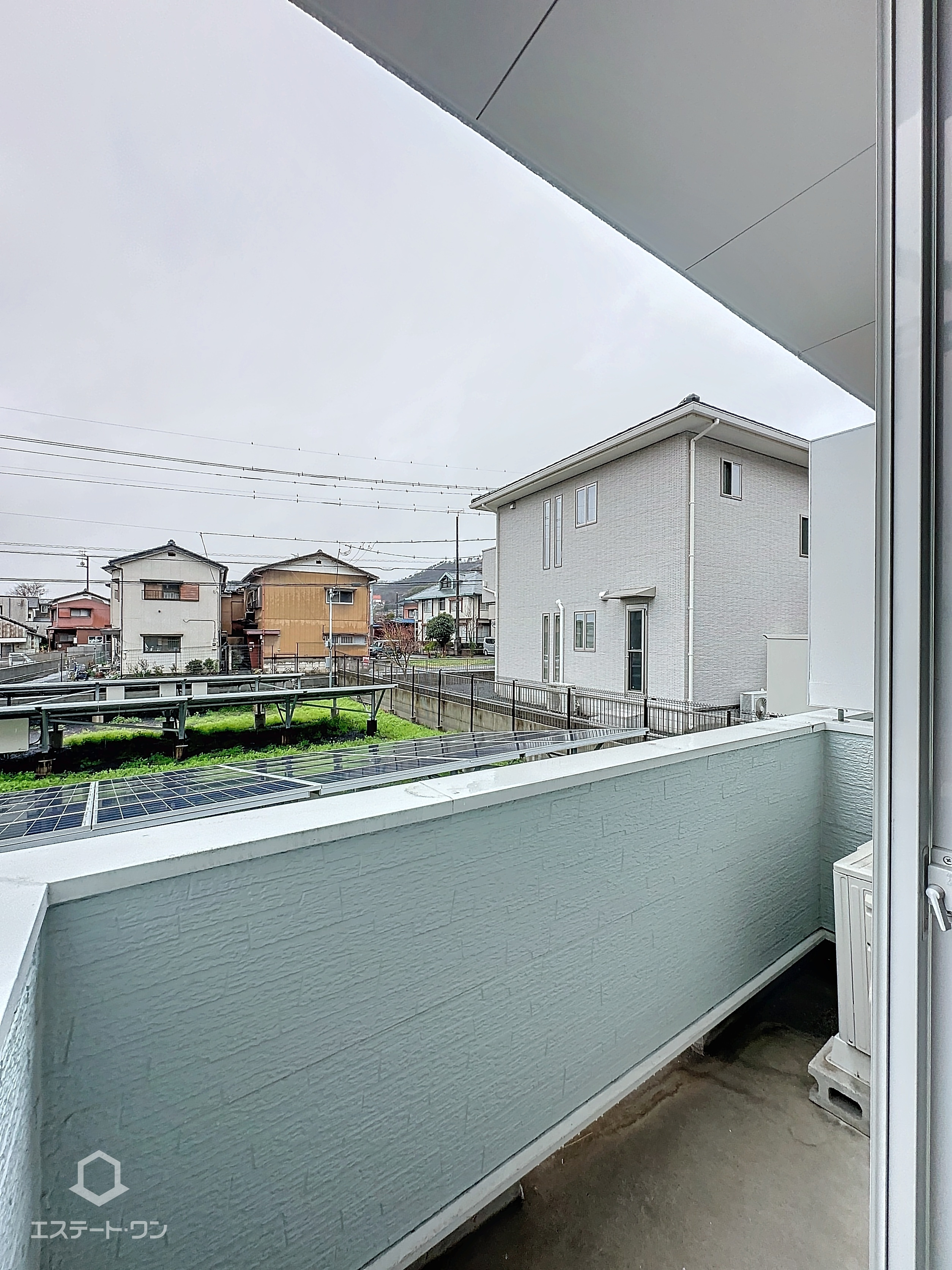 ガーデンヒルズのバルコニー|屋根付きのバルコニーです