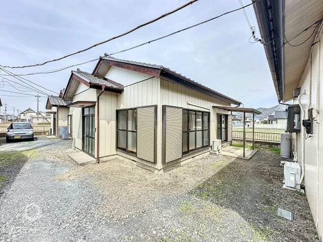 石関アパートEの外観