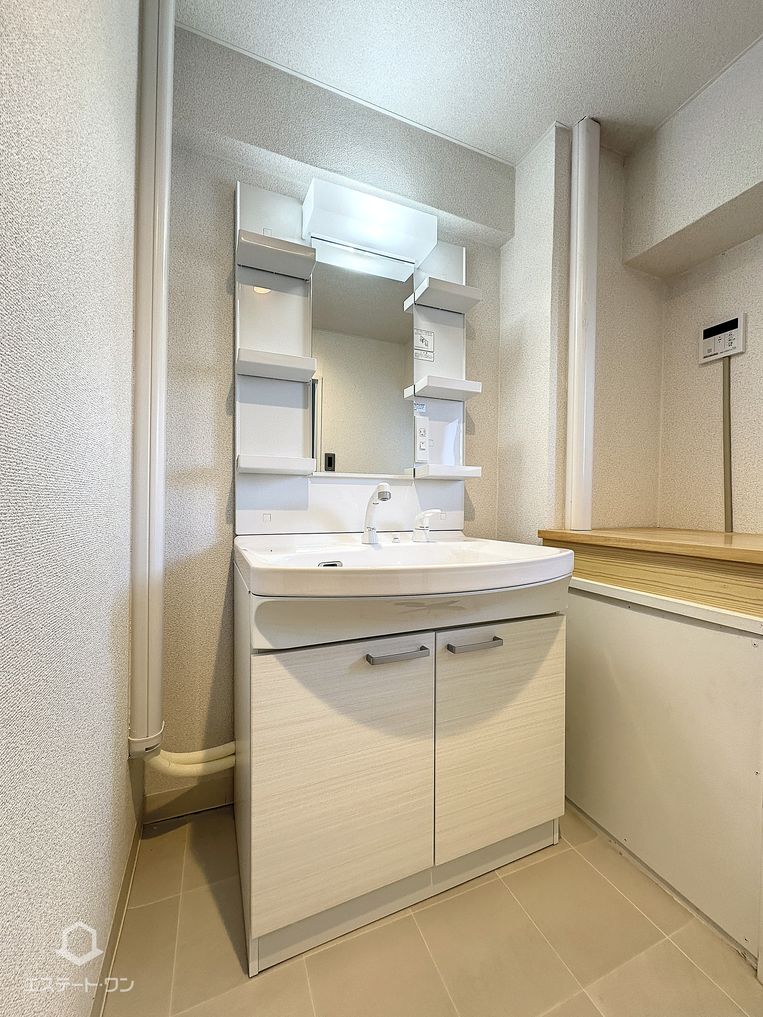 モダニスタ大正町の独立洗面台