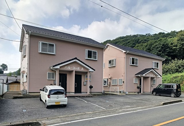 ハル・コーポの外観