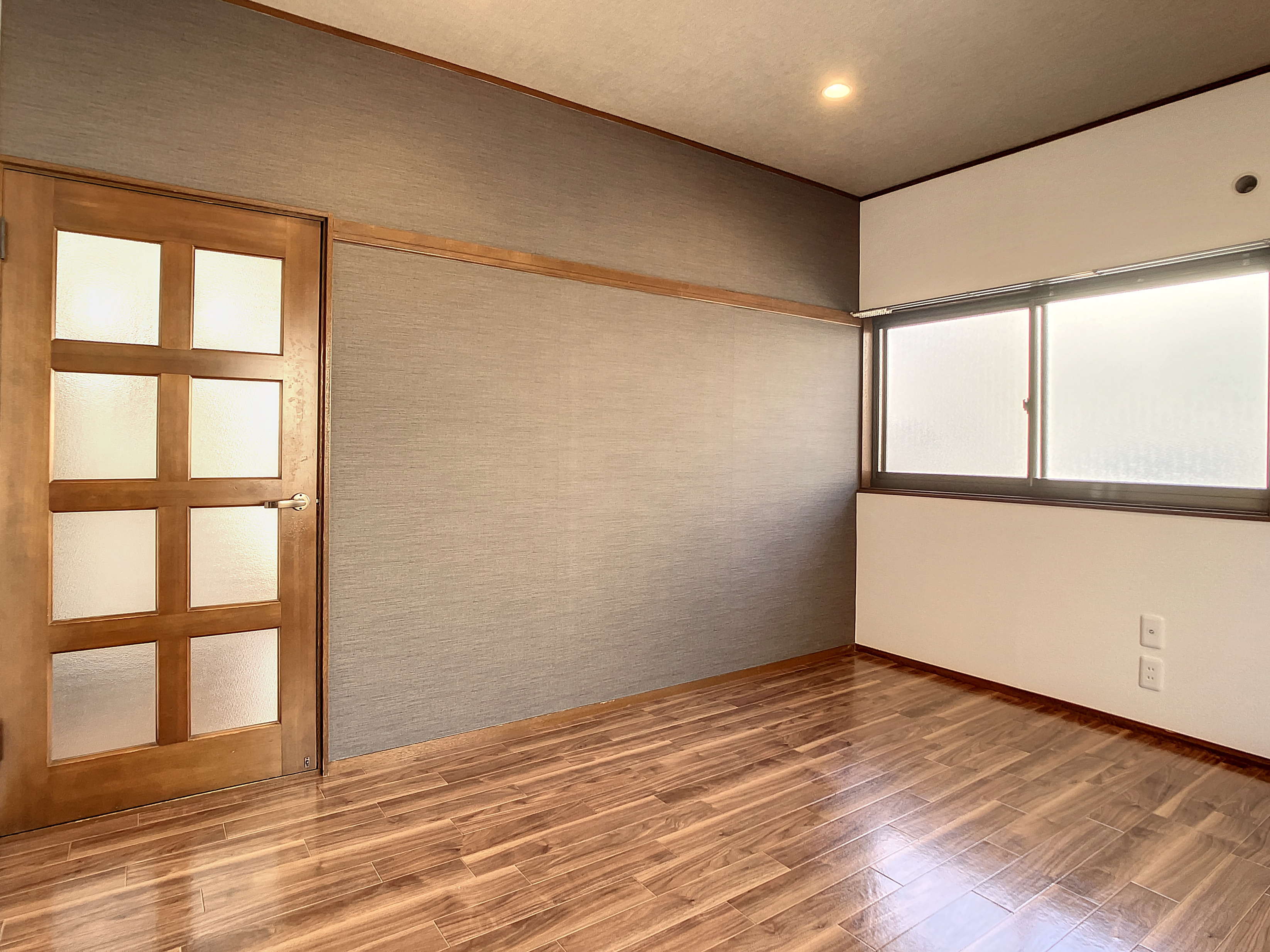 安藤貸家住宅の洋室