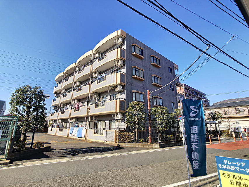 日比野ハイツ201