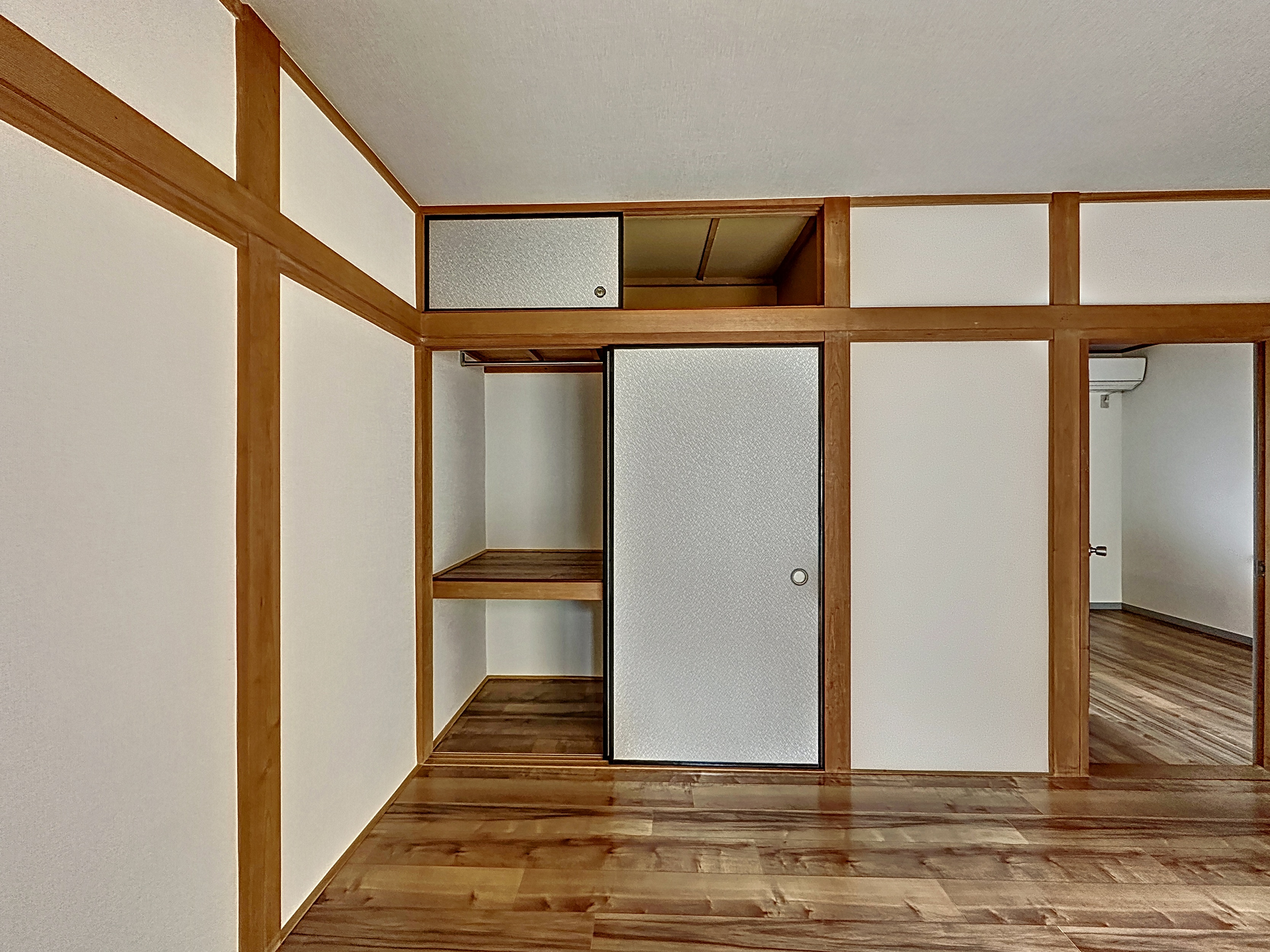すみれハイツ102