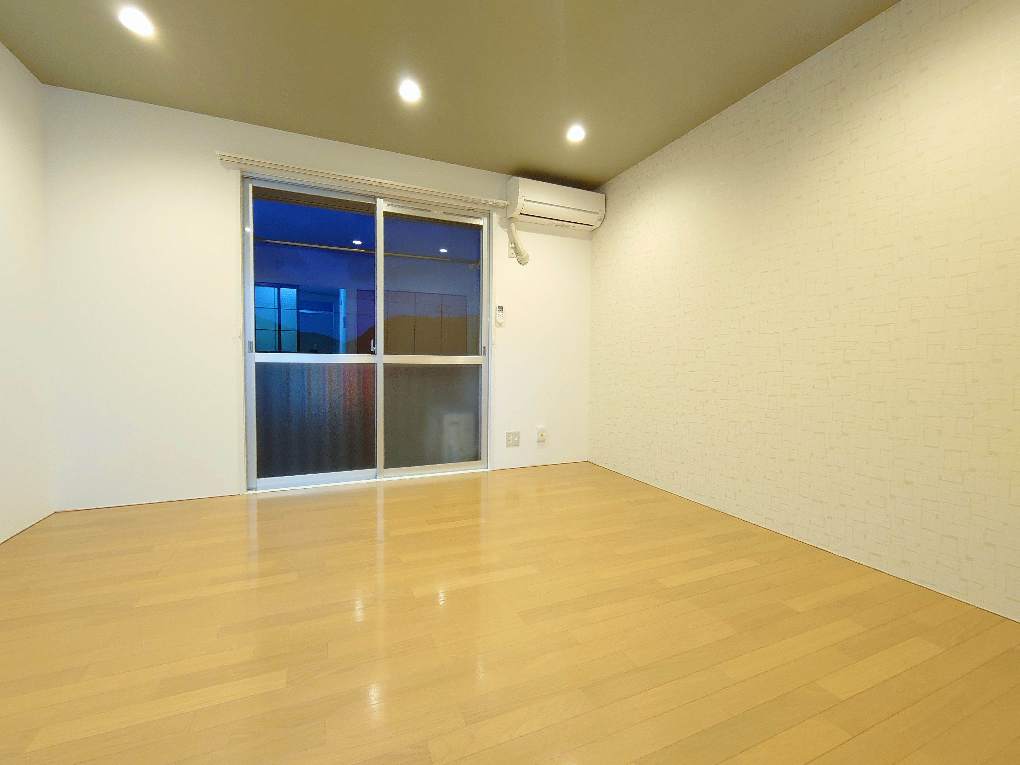 プレジール銀杏205