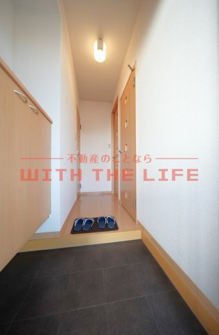 マリーモナリエ【キャッシュバック対象】の玄関|落ち着いた玄関です