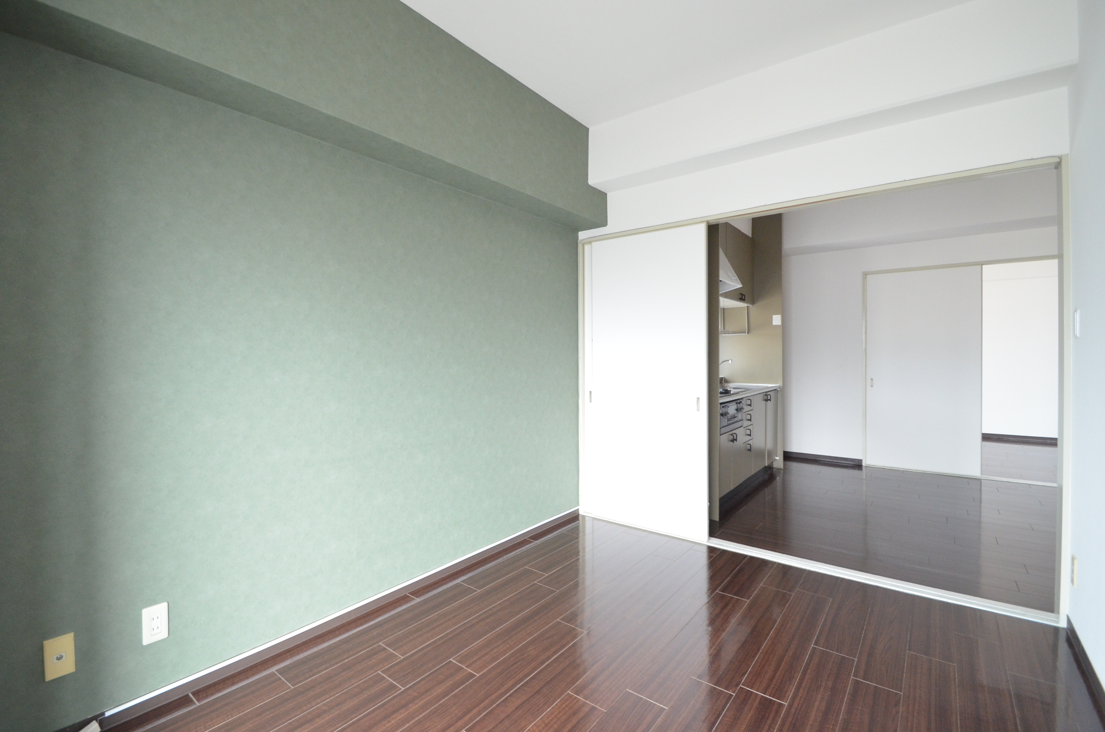 エル三津屋