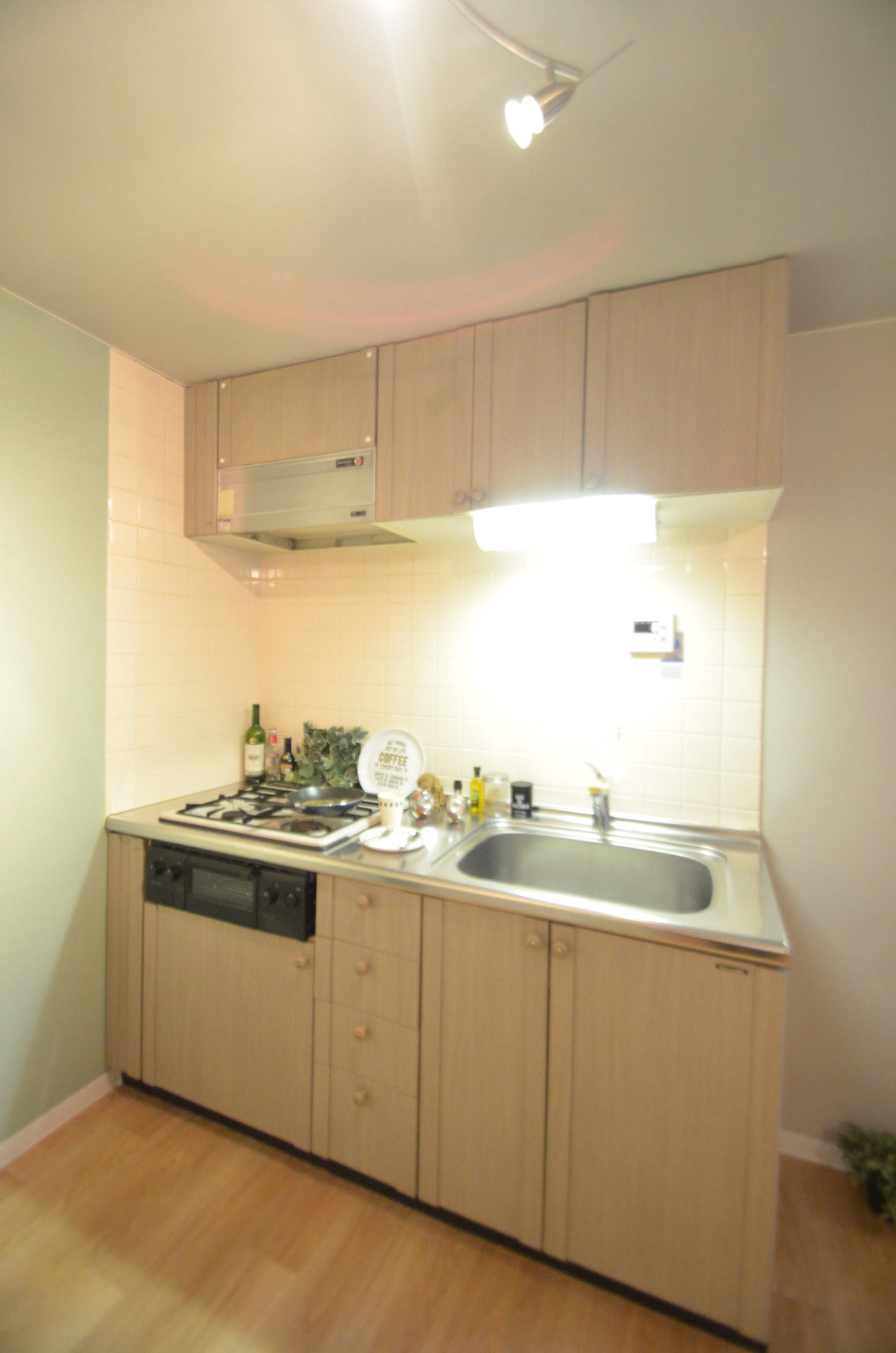 エル三津屋