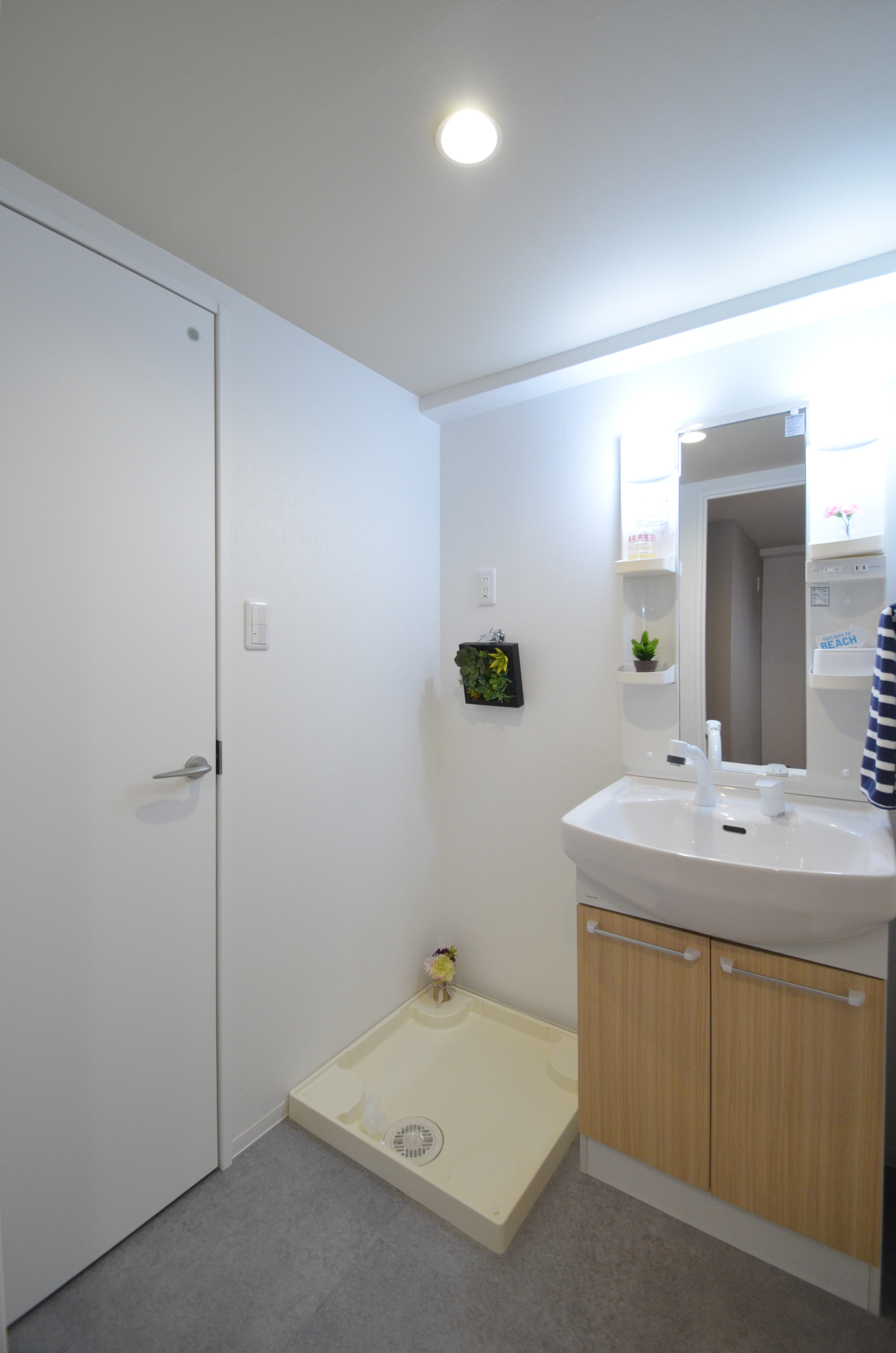 千里ロイヤルハイツの独立洗面台|使いやすい独立洗面台です