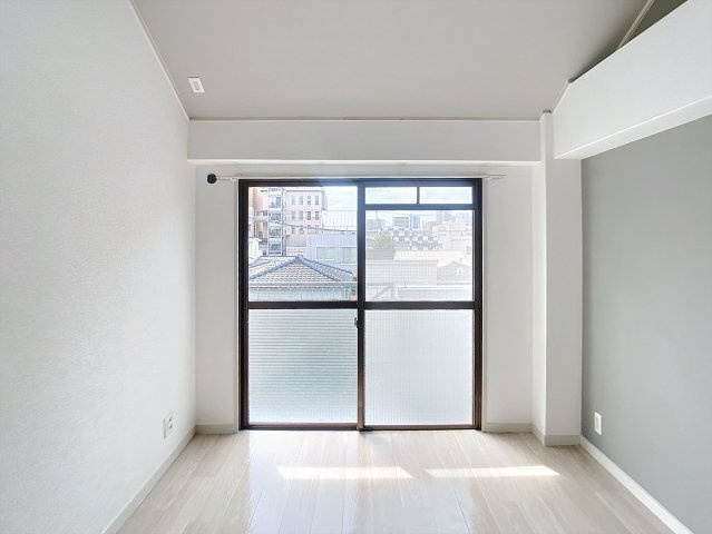 アップルハウス桑田の洋室