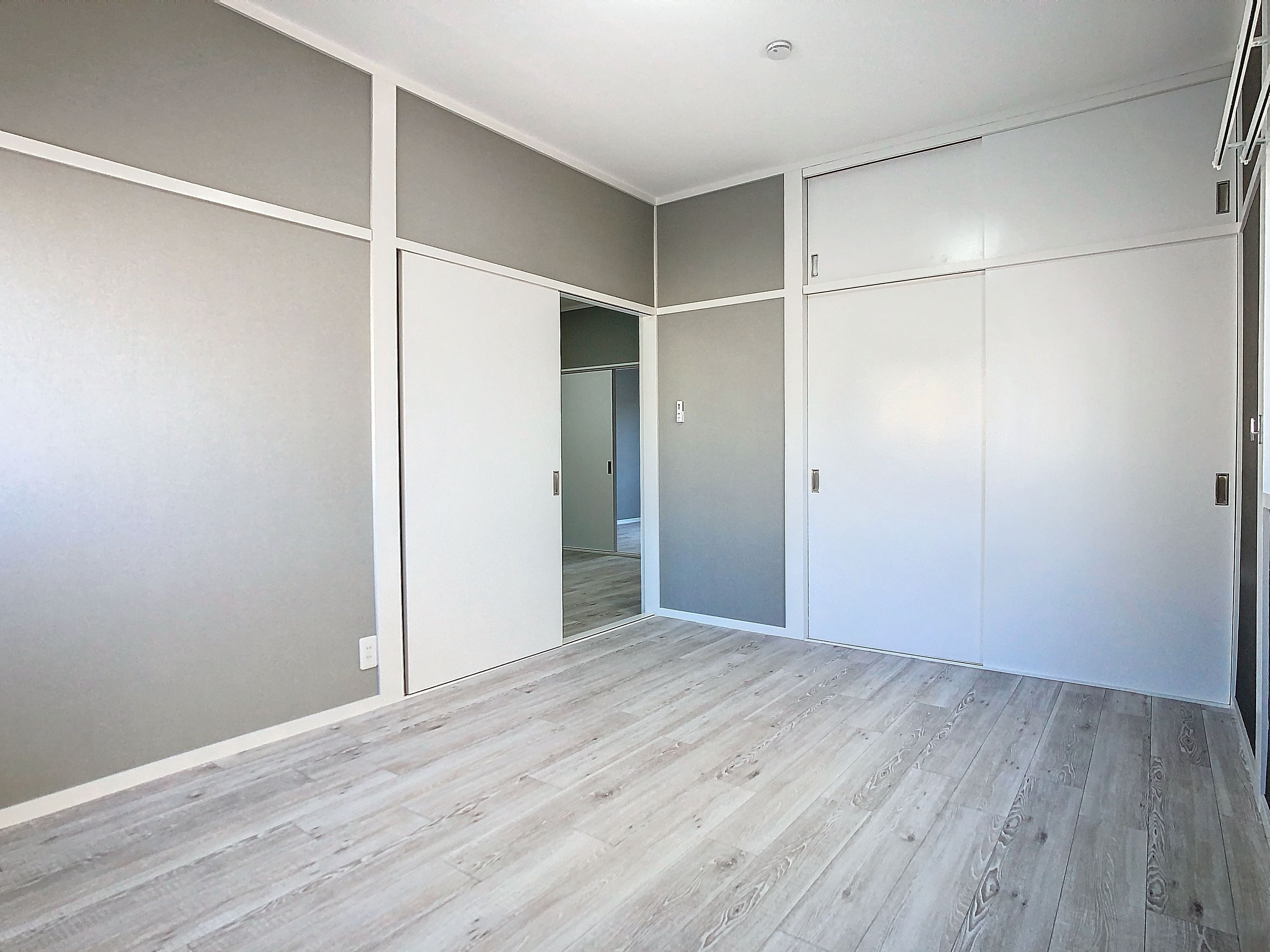 ララ松崎 Eの洋室