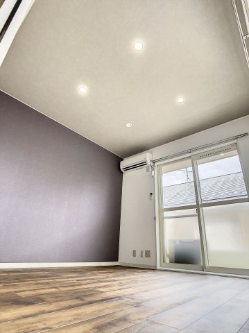 シャトレ―Ⅱの居間・リビング