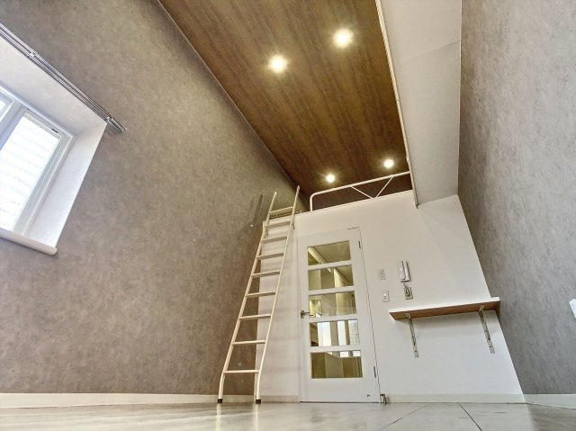 アップルハウス十日市の居間・リビング